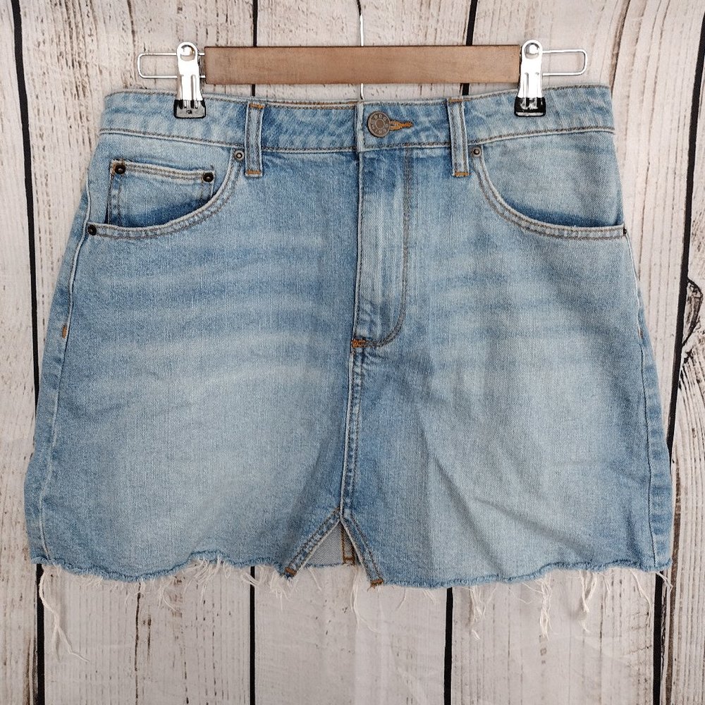 BDG | Urban Outfitters | Light Wash Frayed Raw Hem Denim Jean Mini Skirt